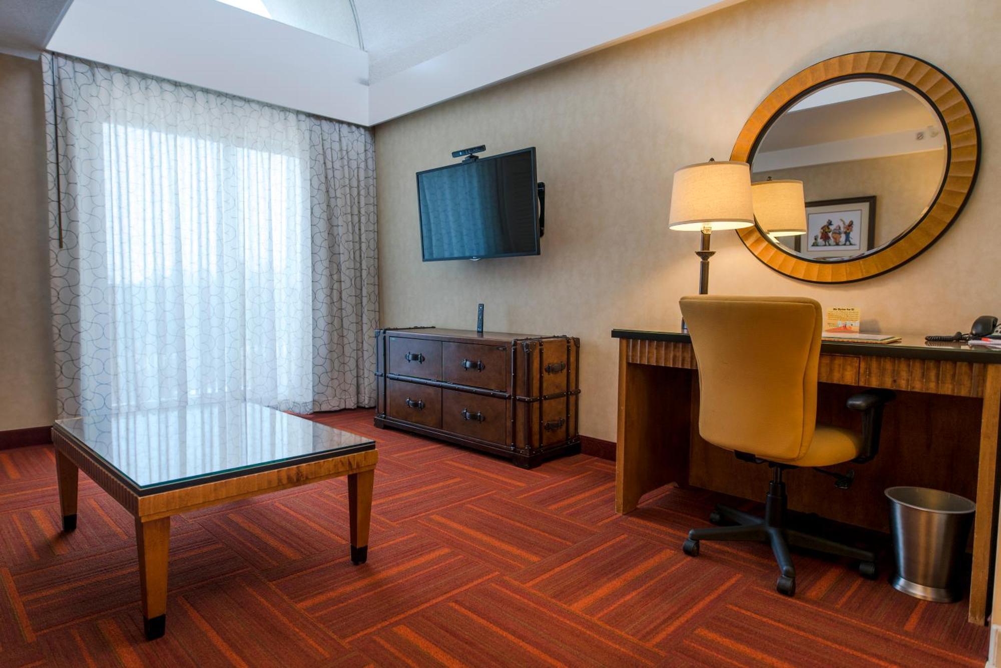 Howard Johnson By Wyndham Anaheim Hotel & Water Playground Exteriör bild