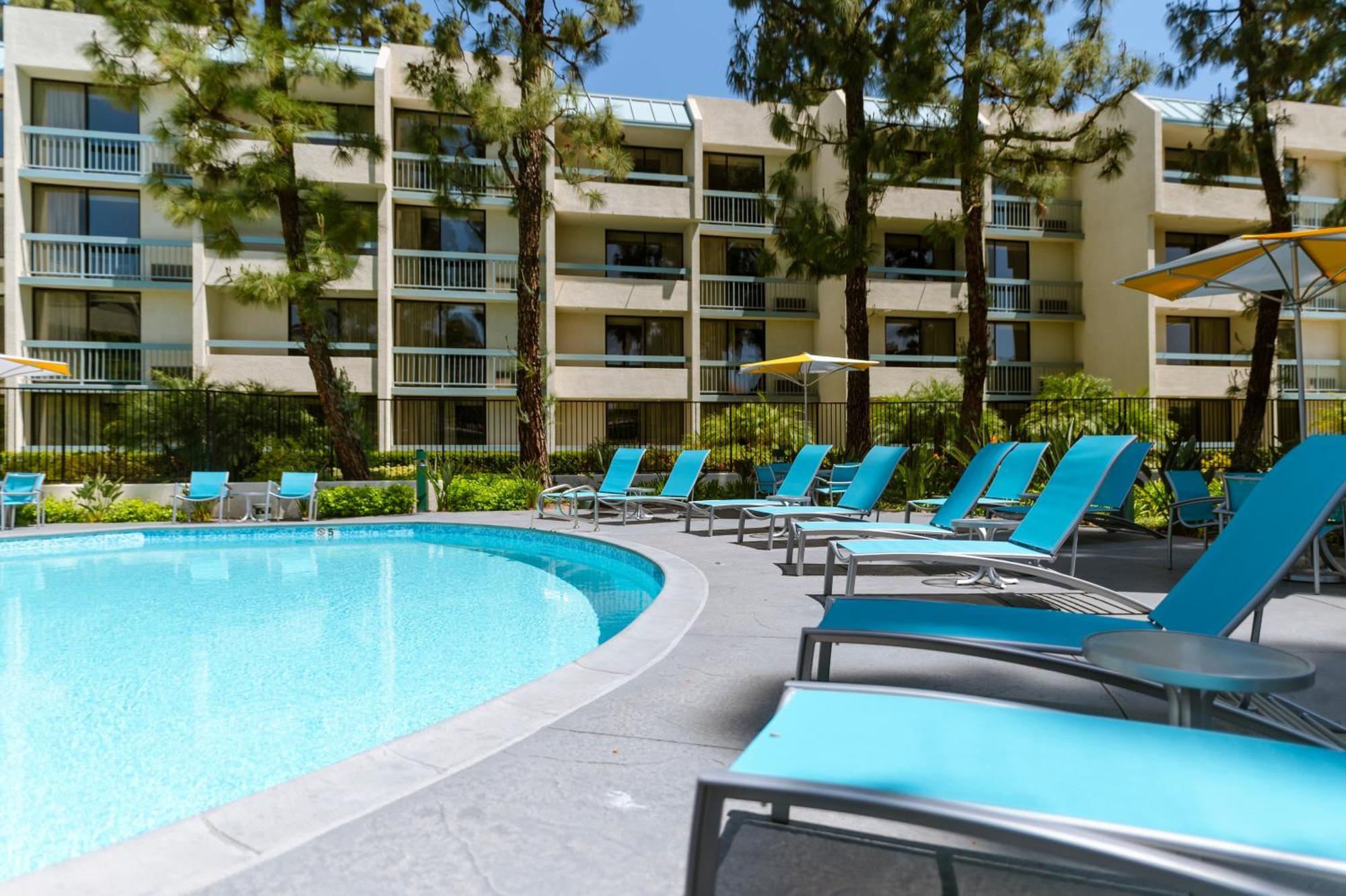 Howard Johnson By Wyndham Anaheim Hotel & Water Playground Exteriör bild