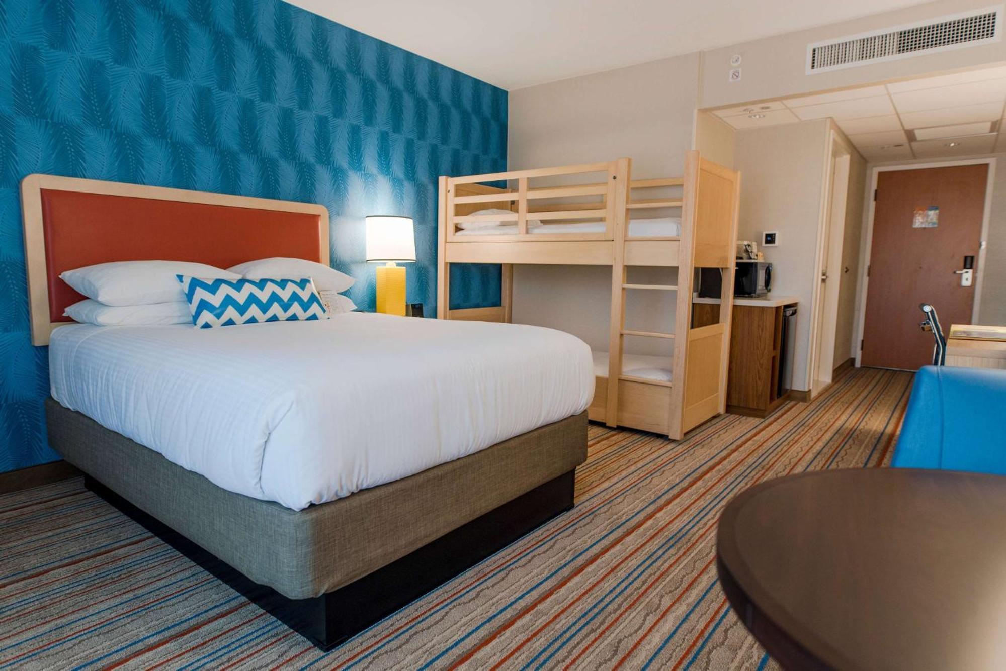 Howard Johnson By Wyndham Anaheim Hotel & Water Playground Exteriör bild