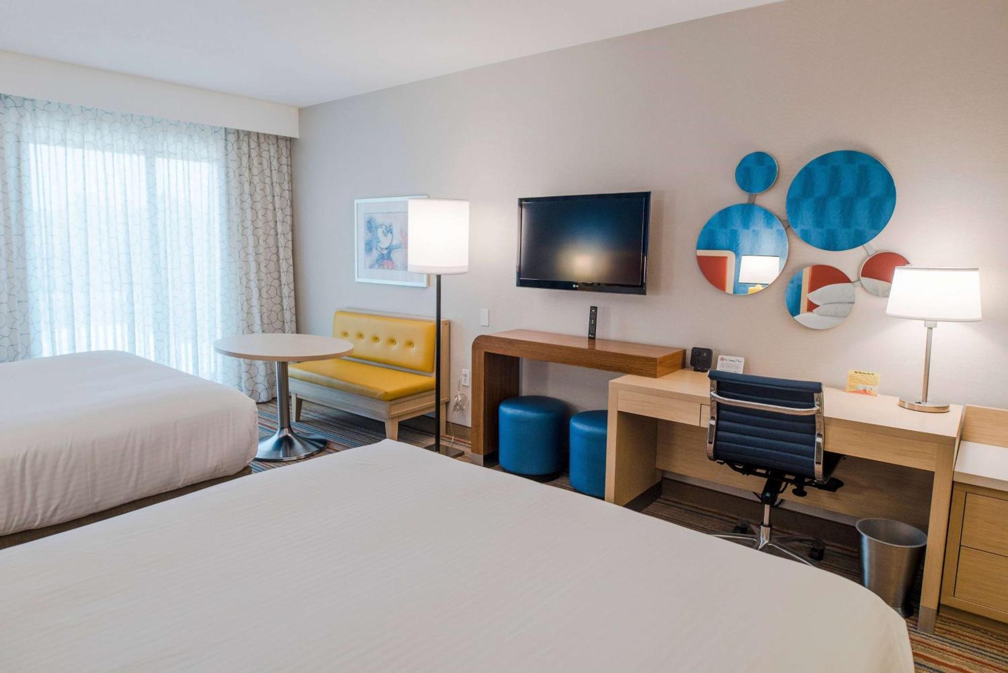 Howard Johnson By Wyndham Anaheim Hotel & Water Playground Exteriör bild